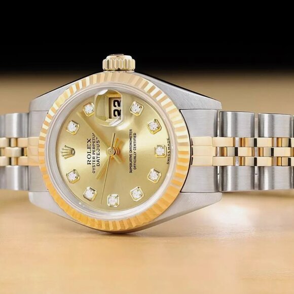 Rolex Ladies 18k Yellow Gold Datejust Factory Watch - Picture 2 of 7